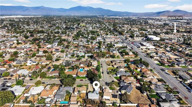 9642 Tangelo, Fontana, CA 92335