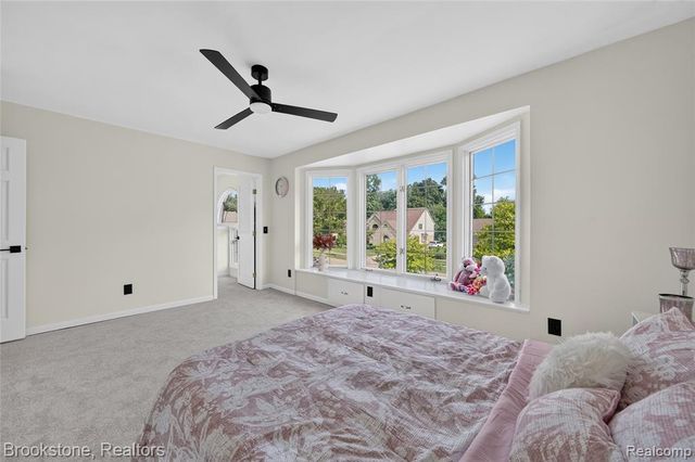 8828 Grace Street, Shelby Twp, MI 48317