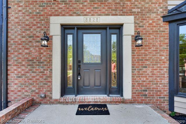8828 Grace Street, Shelby Twp, MI 48317