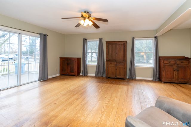 8 Oak Tree Lane, Lyme, CT 06371