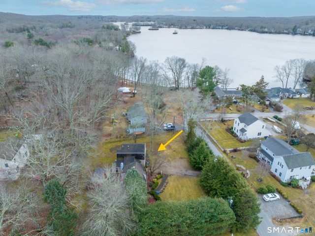 8 Oak Tree Lane, Lyme, CT 06371