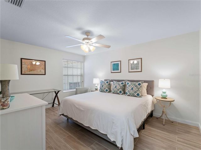 7641 QUINTO DRIVE, Sarasota, FL 34238