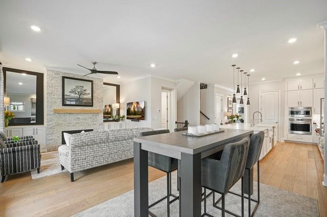 225 Anglin Walk, Alpharetta, GA 30009