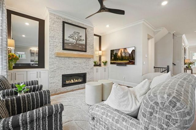 225 Anglin Walk, Alpharetta, GA 30009