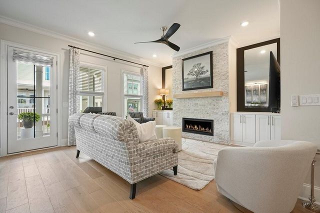 225 Anglin Walk, Alpharetta, GA 30009