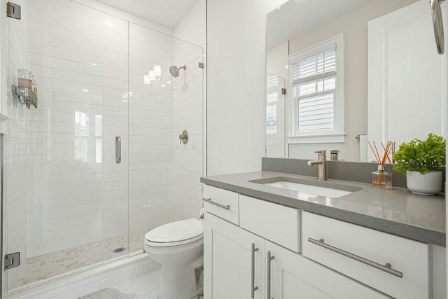 225 Anglin Walk, Alpharetta, GA 30009