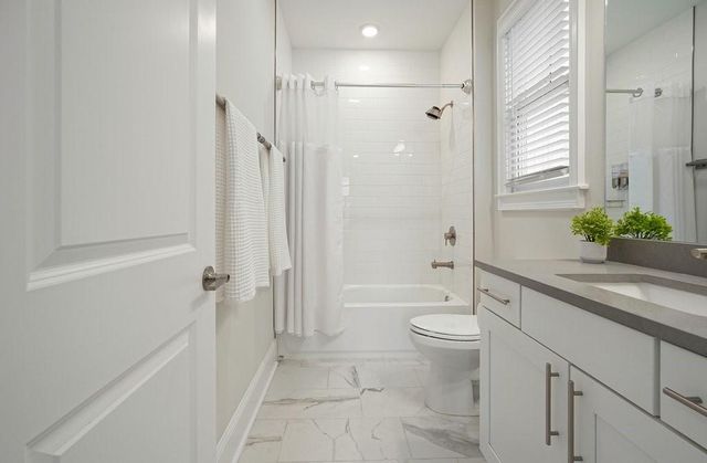 225 Anglin Walk, Alpharetta, GA 30009