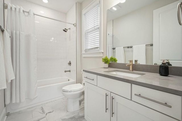 225 Anglin Walk, Alpharetta, GA 30009