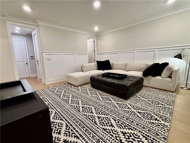 225 Anglin Walk, Alpharetta, GA 30009