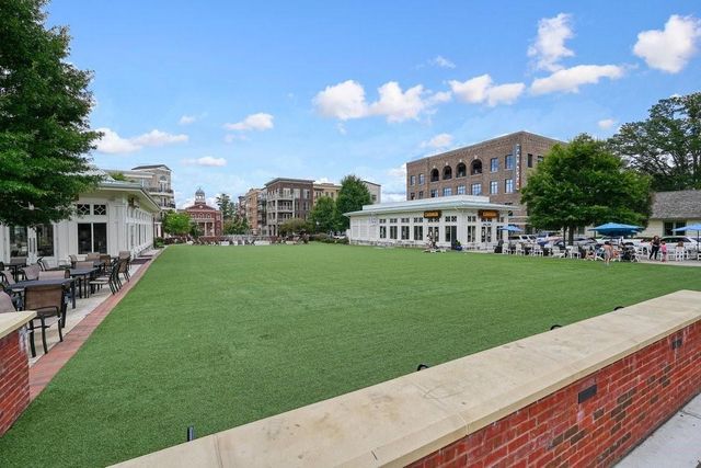 225 Anglin Walk, Alpharetta, GA 30009