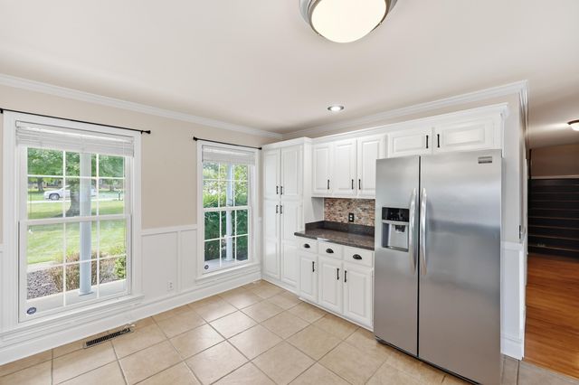 1332 Pine Meadows Drive, Lawrenceburg, KY 40342