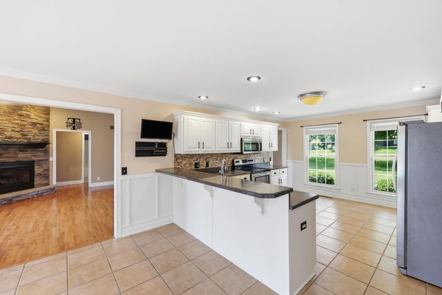 1332 Pine Meadows Drive, Lawrenceburg, KY 40342