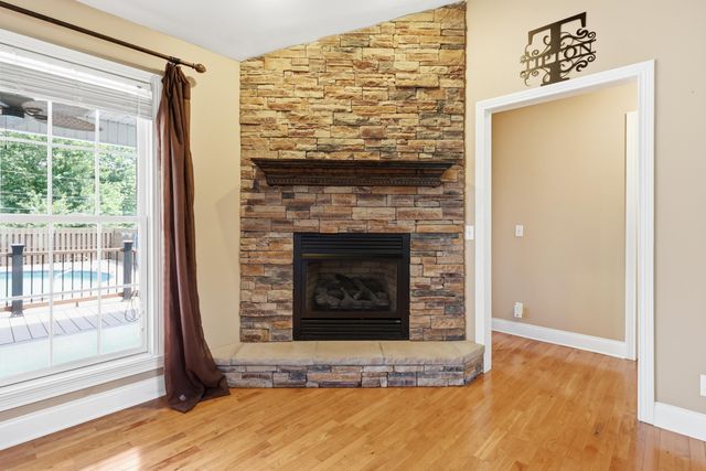 1332 Pine Meadows Drive, Lawrenceburg, KY 40342