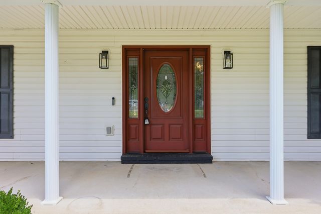 1332 Pine Meadows Drive, Lawrenceburg, KY 40342