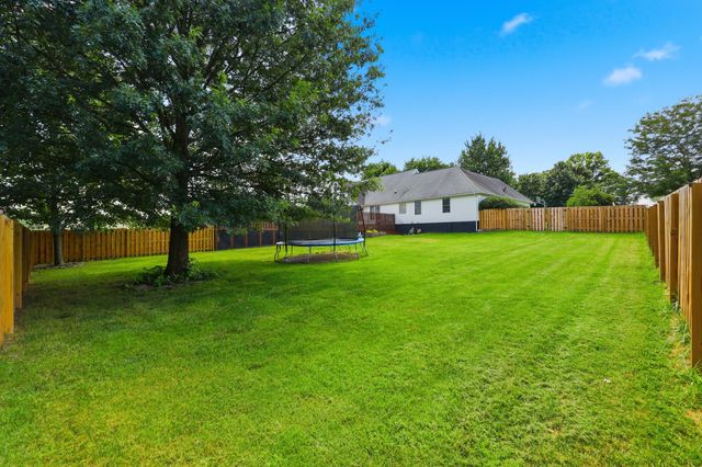 1332 Pine Meadows Drive, Lawrenceburg, KY 40342