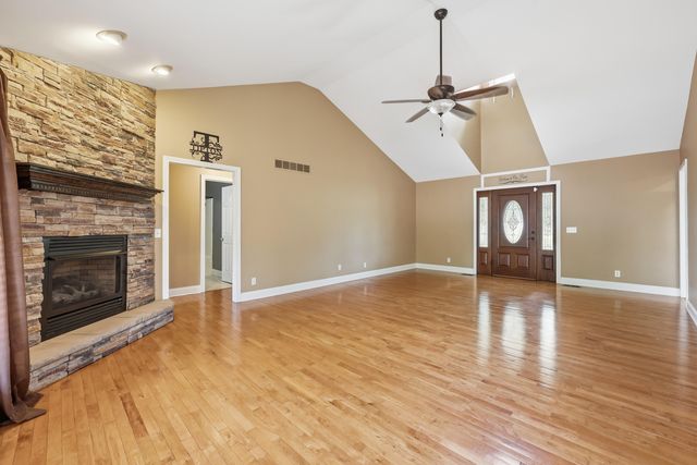 1332 Pine Meadows Drive, Lawrenceburg, KY 40342