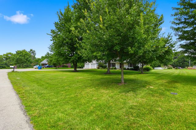1332 Pine Meadows Drive, Lawrenceburg, KY 40342