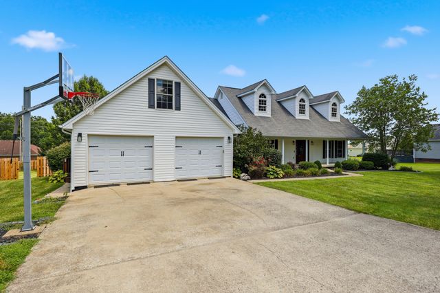1332 Pine Meadows Drive, Lawrenceburg, KY 40342