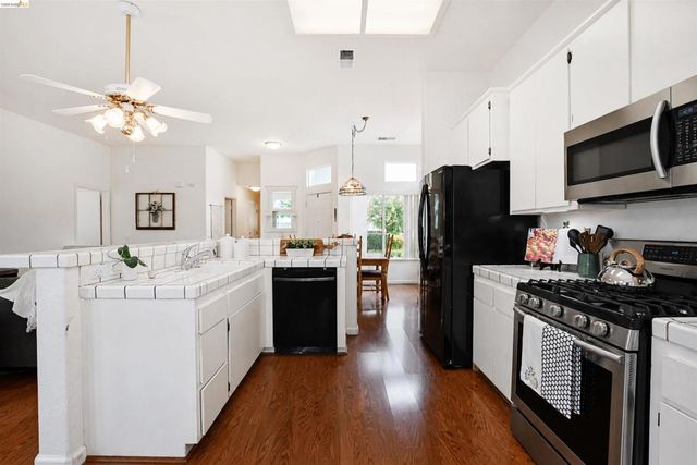 30 Winesap Dr, Brentwood, CA 94513