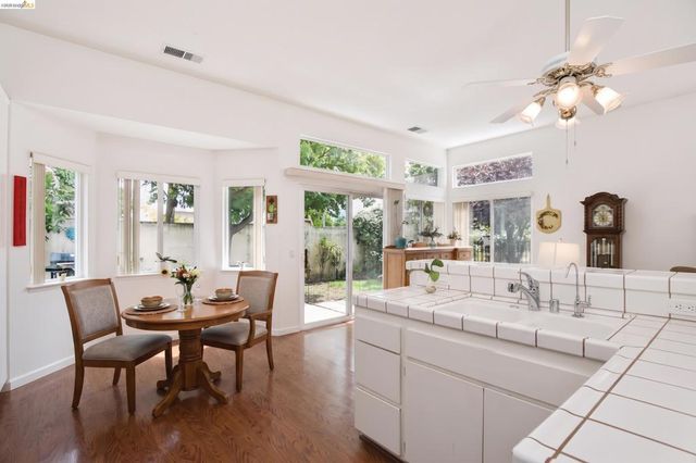 30 Winesap Dr, Brentwood, CA 94513
