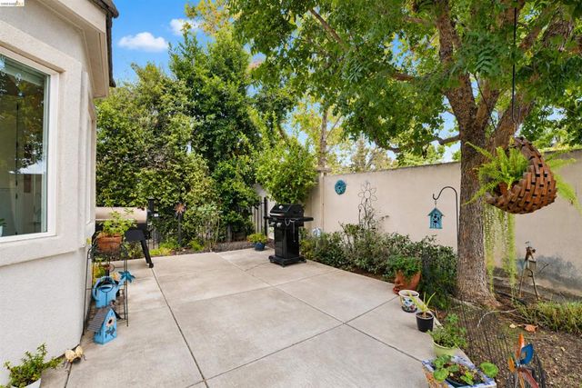 30 Winesap Dr, Brentwood, CA 94513