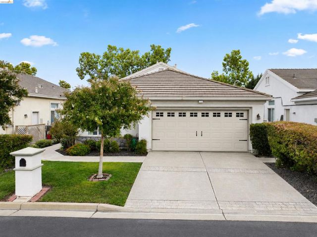 30 Winesap Dr, Brentwood, CA 94513