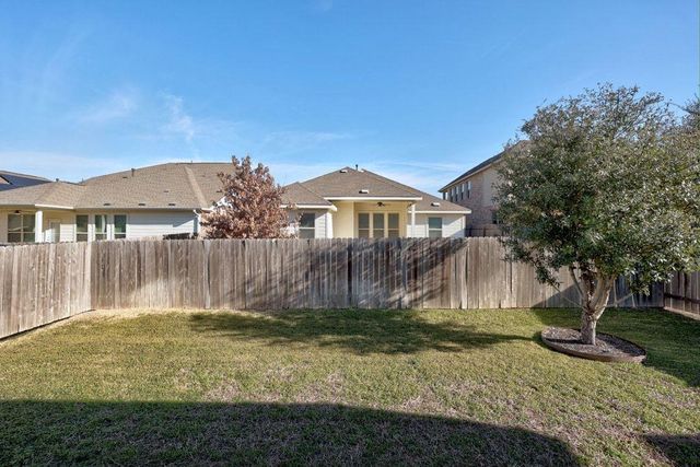 606 Linares LN, Austin, TX 78748