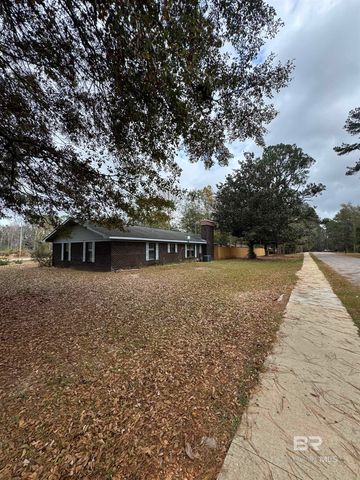 48 Hunter Circle, Monroeville, AL 36460