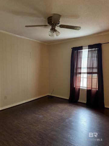 48 Hunter Circle, Monroeville, AL 36460