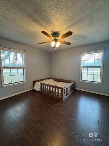 48 Hunter Circle, Monroeville, AL 36460