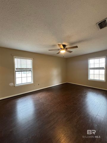 48 Hunter Circle, Monroeville, AL 36460