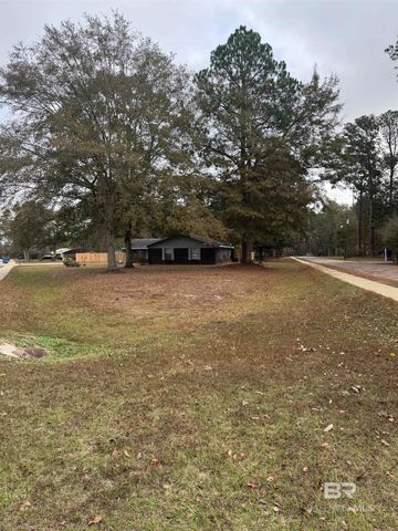 48 Hunter Circle, Monroeville, AL 36460