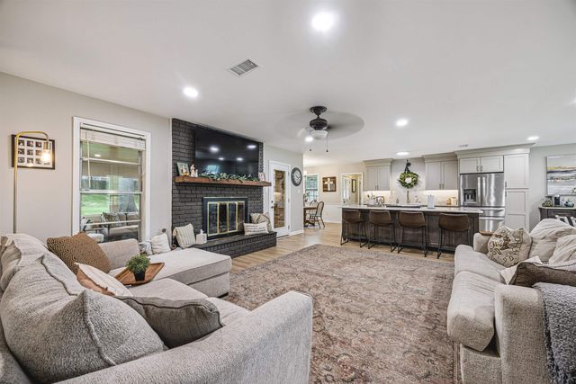 293 ANDREW WAY, Collierville, TN 38017
