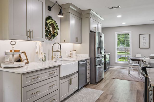 293 ANDREW WAY, Collierville, TN 38017