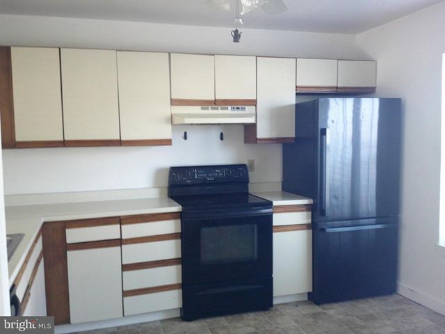 111 MEETING HOUSE LN, Camden, DE 19934