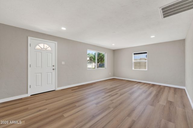 5038 N 18TH Avenue, Phoenix, AZ 85015