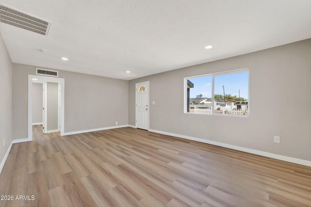 5038 N 18TH Avenue, Phoenix, AZ 85015