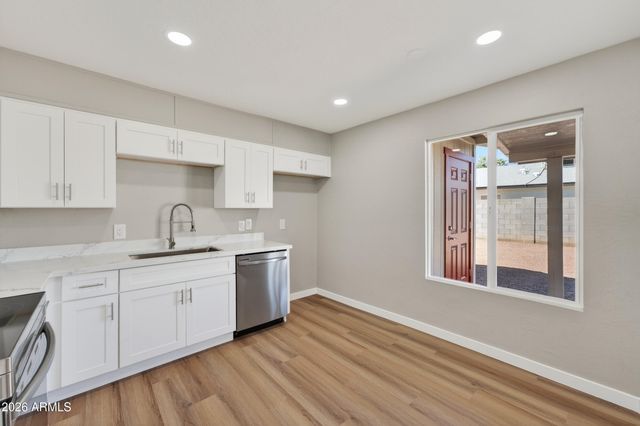 5038 N 18TH Avenue, Phoenix, AZ 85015