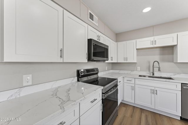 5038 N 18TH Avenue, Phoenix, AZ 85015