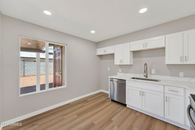 5038 N 18TH Avenue, Phoenix, AZ 85015