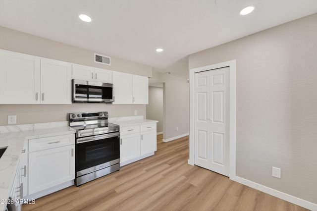 5038 N 18TH Avenue, Phoenix, AZ 85015