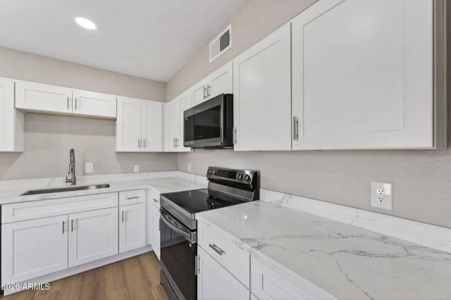 5038 N 18TH Avenue, Phoenix, AZ 85015