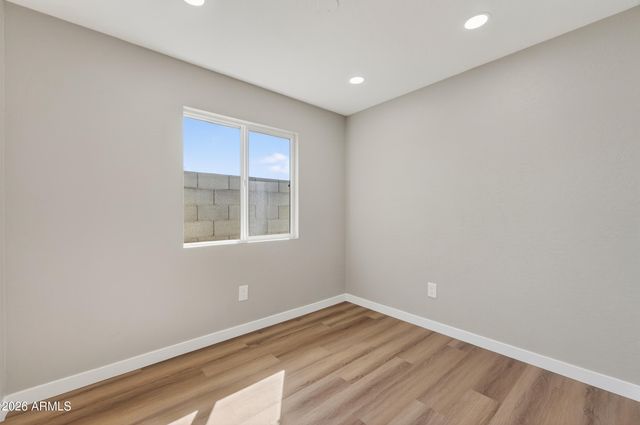 5038 N 18TH Avenue, Phoenix, AZ 85015