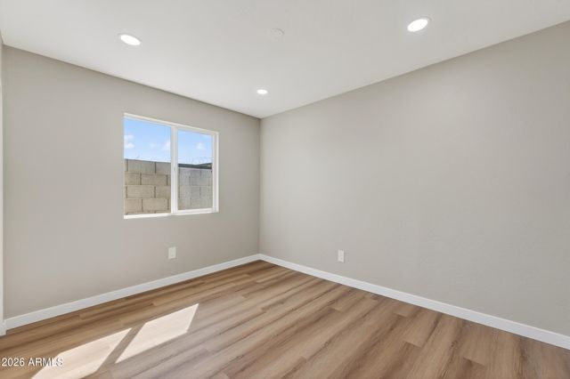 5038 N 18TH Avenue, Phoenix, AZ 85015