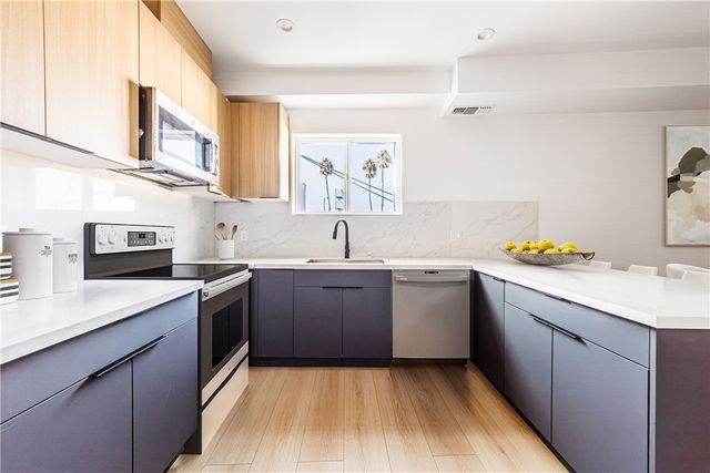 13461 Beach Avenue, Marina Del Rey, CA 90292