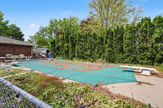 15052 N North Park Drive, Constantine Twp, MI 49042