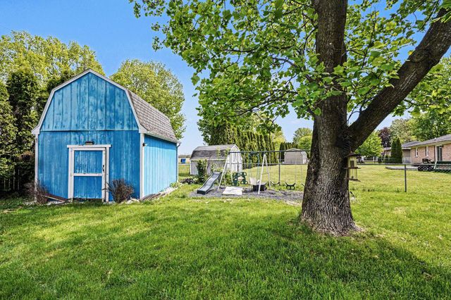 15052 N North Park Drive, Constantine Twp, MI 49042