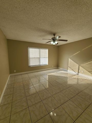 1461 Windorah Way G, West Palm Beach, FL 33411
