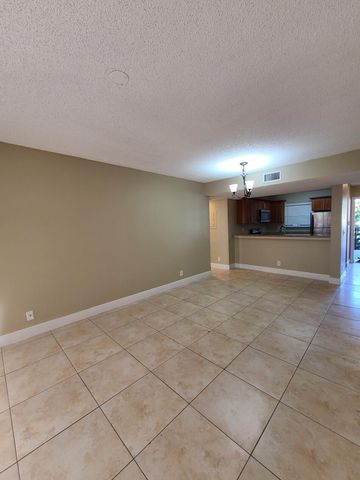 1461 Windorah Way G, West Palm Beach, FL 33411