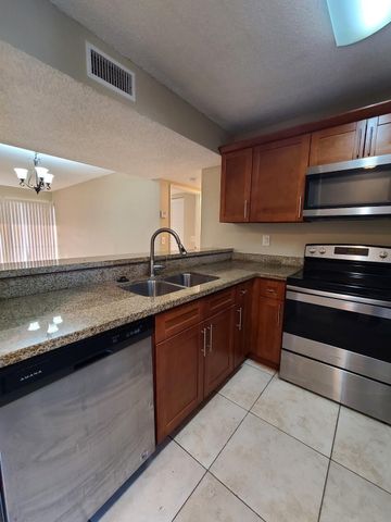 1461 Windorah Way G, West Palm Beach, FL 33411